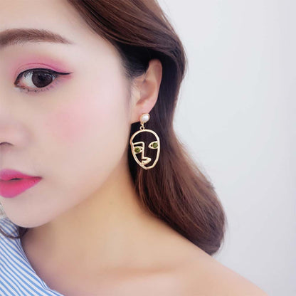 Korean face personality pearl design earring Earrings