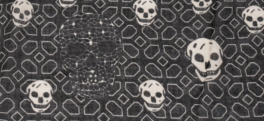 Skull scarf