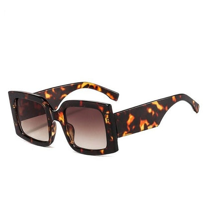 Large-frame  colorful sunglasses for men and women