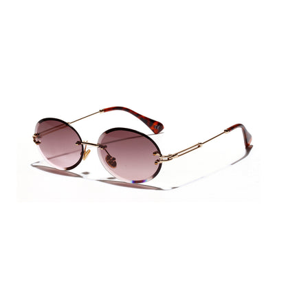 Retro oval sunglasses