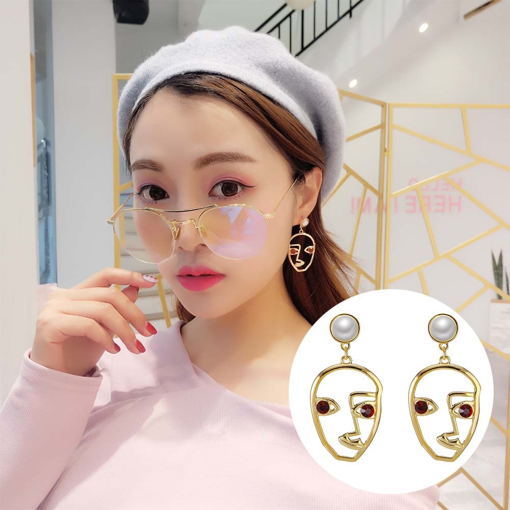 Korean face personality pearl design earring Earrings