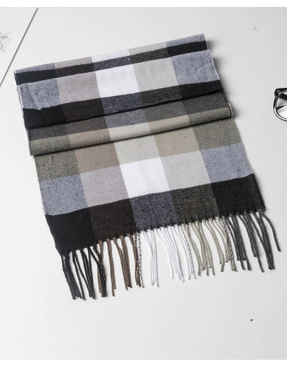 Stylish And Versatile Men's Plaid Warm Scarf