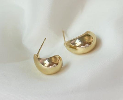 Metal Water Drop Earrings With A Sense Of Niche Luxury